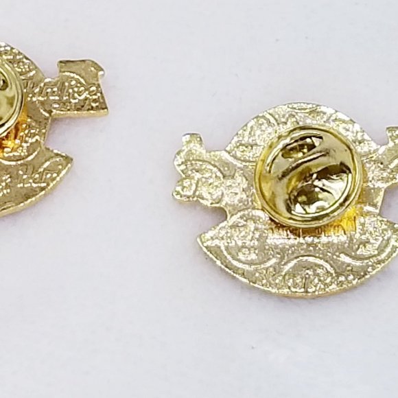 Two Hard Rock Cafe Lapel Pins - Miami and Atlanta - Picture 5 of 5